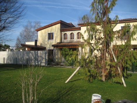 Pavillon 380.jpg   35kb   26.03.2021 22:36:41